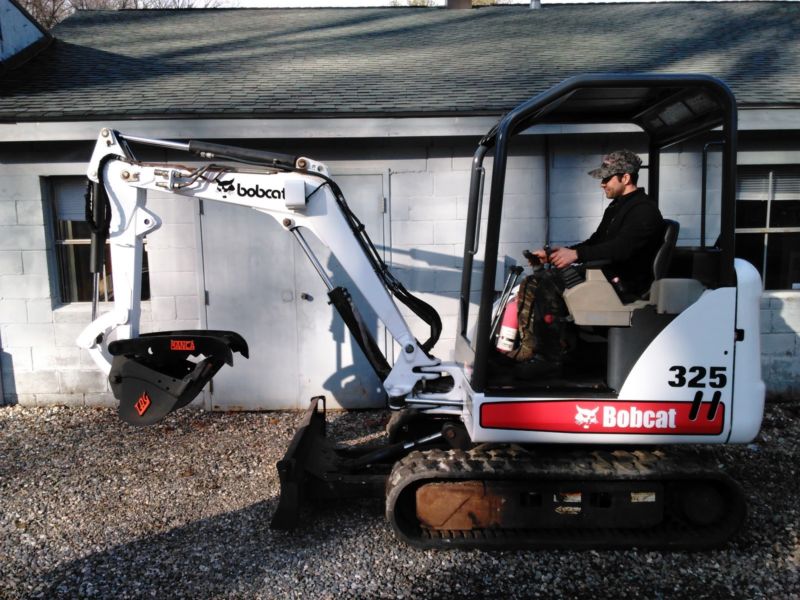 Bobcat 325 Mini Excavator With Manca Hydraulic Thumb! for sale from