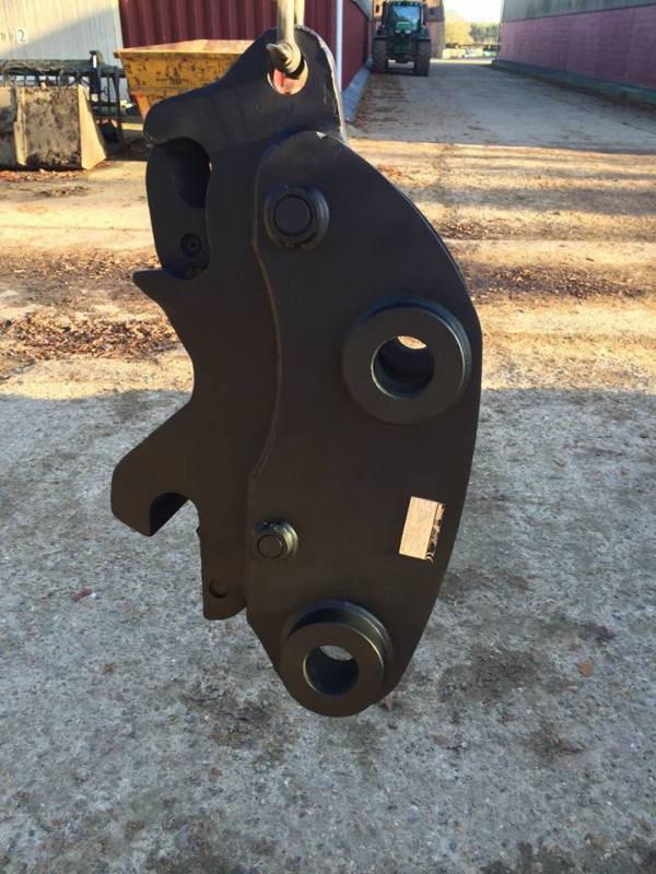 20 Ton Excavator Twin Lock Quick Hitch for sale from United Kingdom