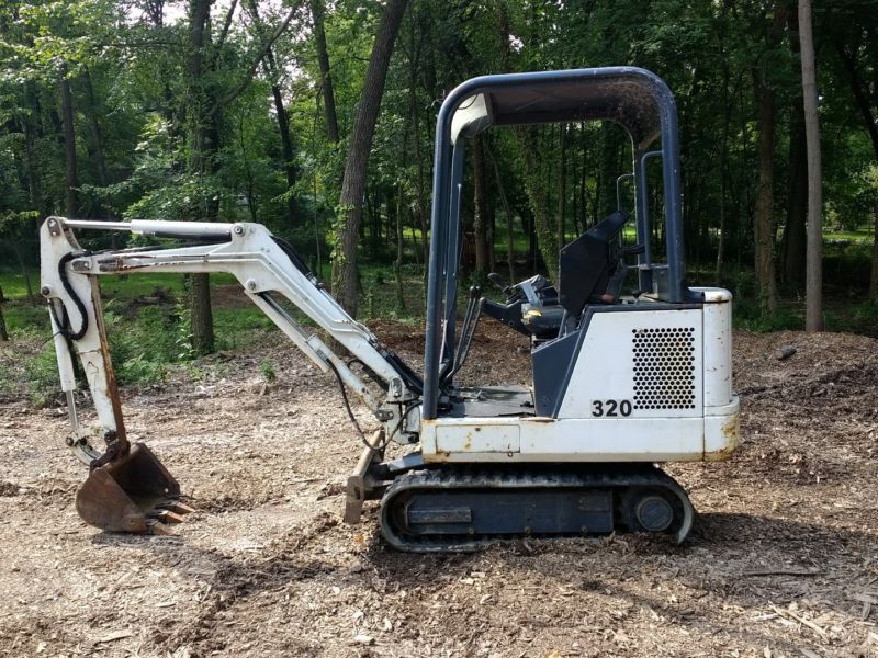 Bobcat 320 Mini Excavator No Reserve Auction for sale from United States