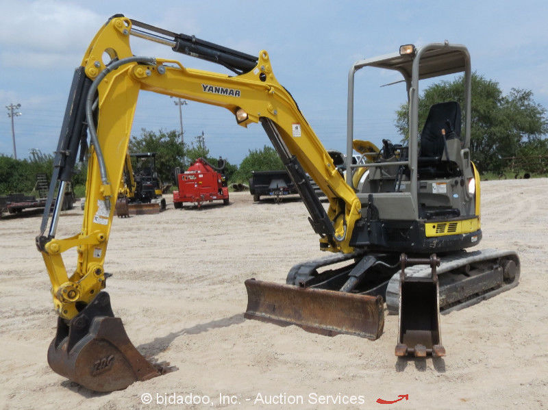 Yanmar ViO355B Mini Excavator Rubber Hydraulic 12" And 18" Buckets for