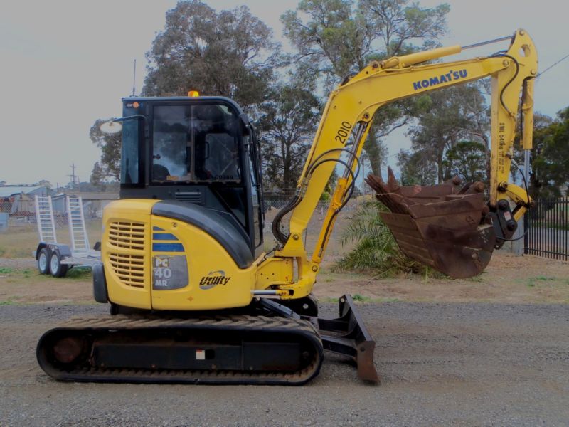 Komatsu Pc40 Mr 2 Galeo 5 Tonne Zero Turn Zero Swing Excavator For Sale From Australia