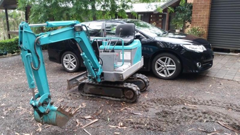 Mini Excavator Ihi 0.75 T Excellent Condition for sale from Australia