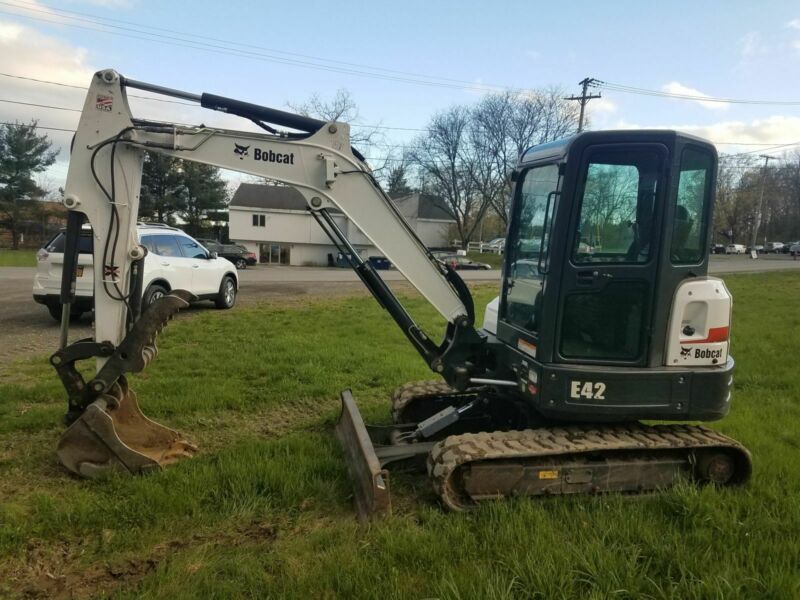 Bobcat E42 Mini Excavator - Hyd Thumb - X-Change - Long Arm for sale