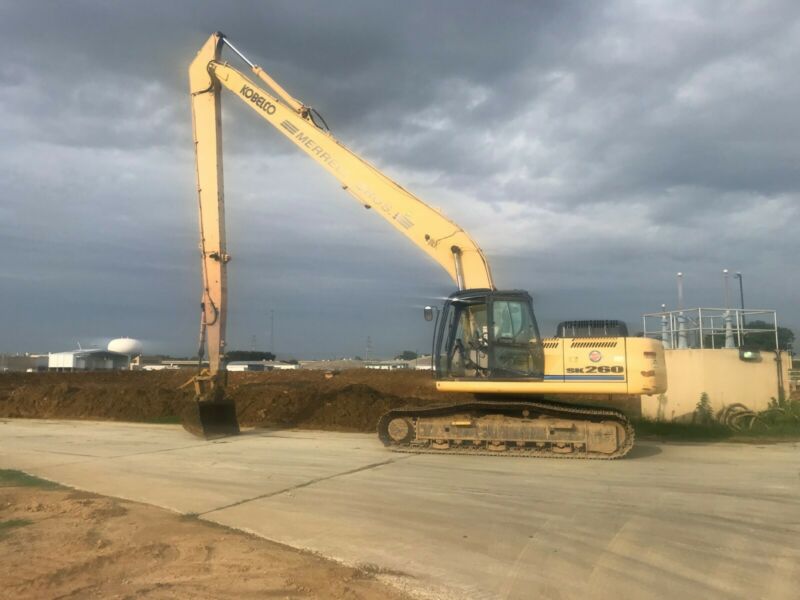 Kobelco Sk 260 Long Arm Excavator for sale from United States