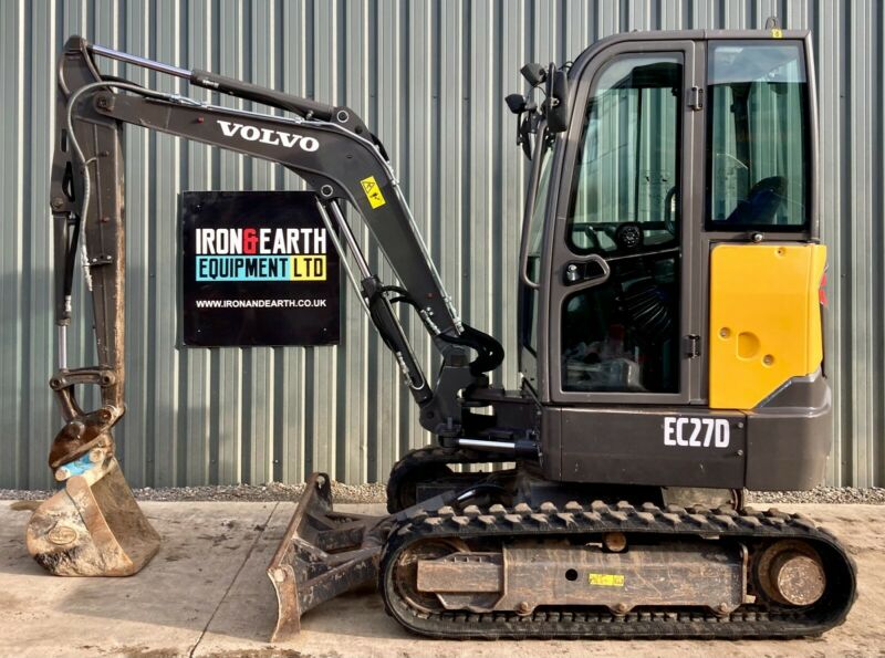 volvo-ec27d-2-7-tonne-excavator-digger-23-795-vat-for-sale-from