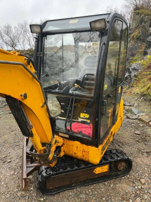 Jcb 8015 Mini Excavator Digger Quick Hitch And Buckets Low Hours For Sale From United Kingdom