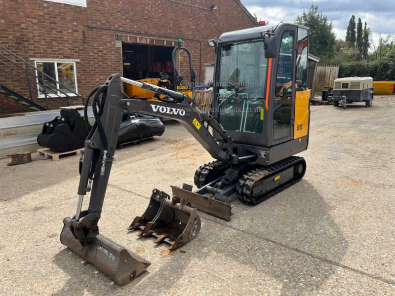 Volvo EC18E 1810Kgs Mini Digger Excavator 2019 496 Hours Part Ex ...