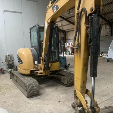 Cat 305cr 5ton Digger For Sale From United Kingdom